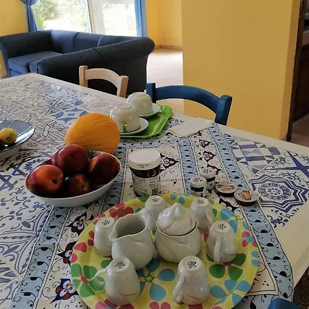 Annita Villa